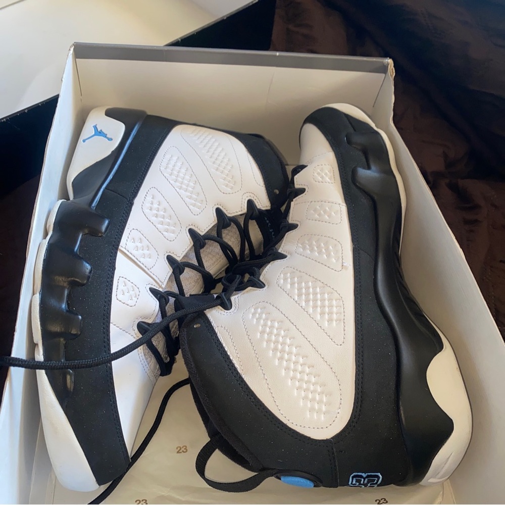 Jordan 9 - Picture 7 of 8